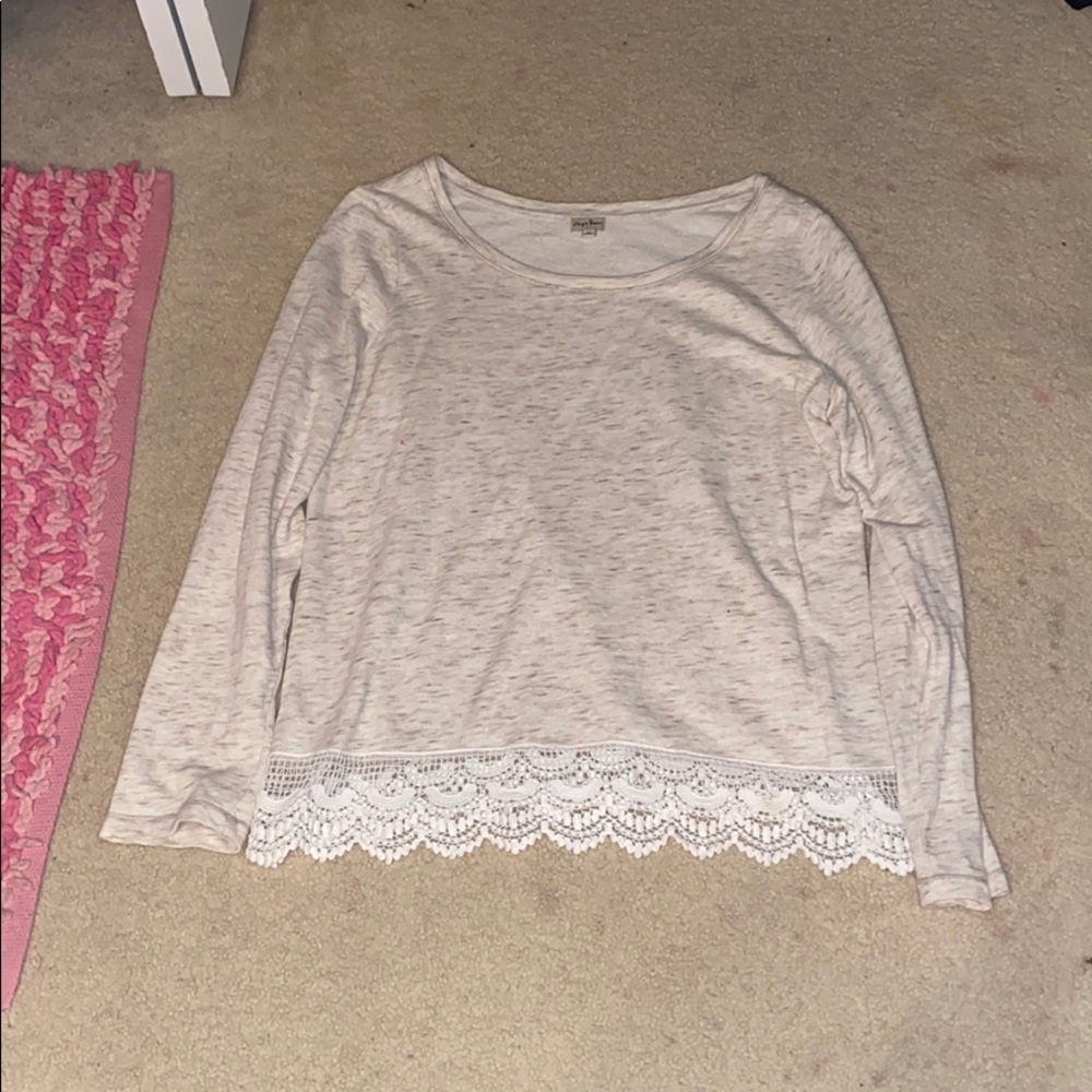 White long sleeve shirt